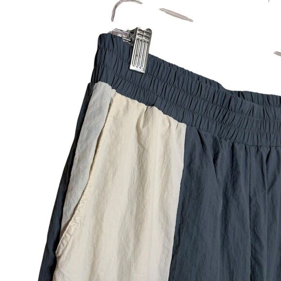 Fabletics Sweatpants Women's XL Gray Lightweight Pull On Active Pants - Picture 4 of 8